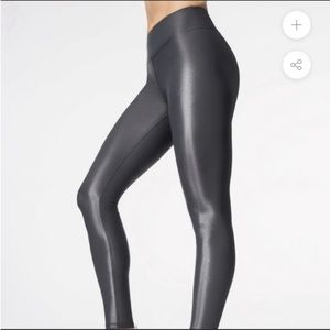 Carbon38 Grey Takara Shine 7/8 Legging size M